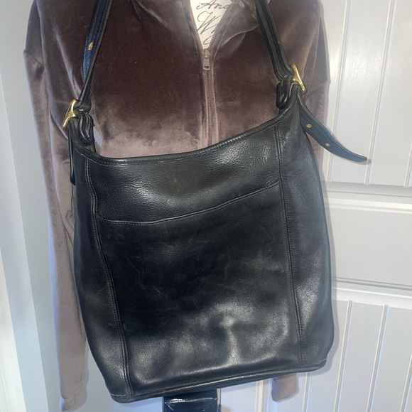 Vintage coach bucket leather bag. - Picture 6 of 6